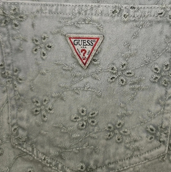 GUESS 1981 Floridada Eyelet Straight Leg Jeans - Picture 5 of 8